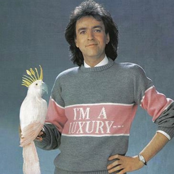 LIVE Every Sunday! 🎫 Tap the ♥️ for LIVE SHOW notifications 🔔 - Picture 4 of 15